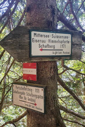 Weggkreuzung, Abzweigung zum Himmelspfortensteig
