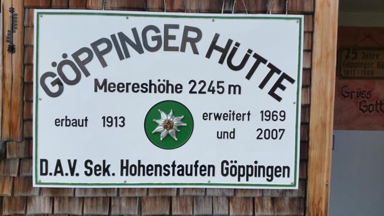 ... zur Göppinger Hütte.