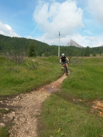 Trail zum Passo Falzarego. (Etappe 5)