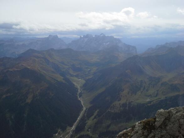 Blick zu Sulzfluh und Drusentürme