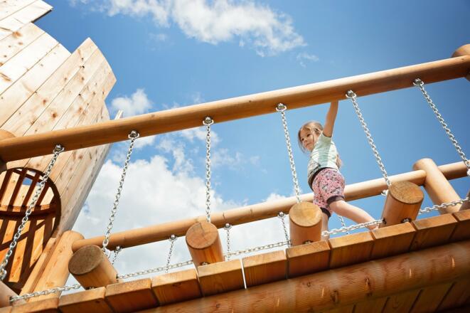 Spielplatz Hängebrücke