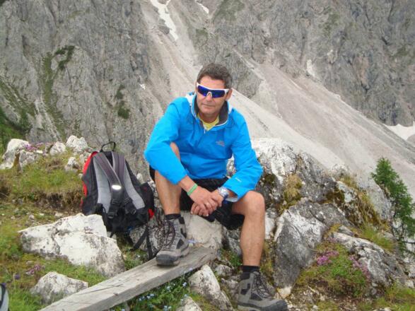 der Gastgeber beim Wandern