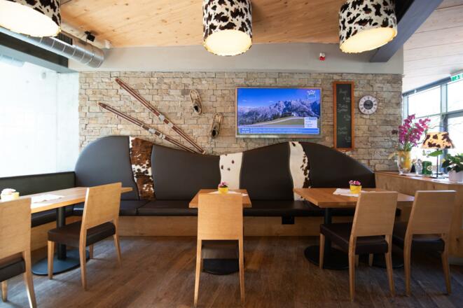 Portis Cafe