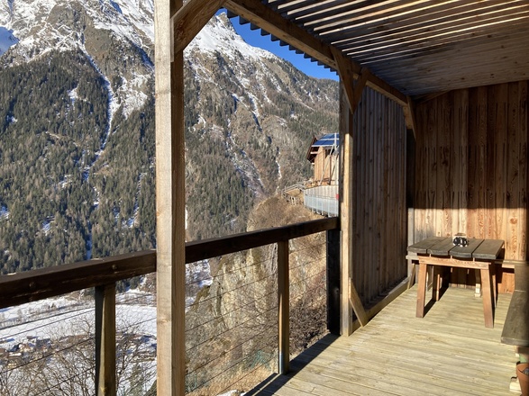 Balkon mit Sitzecke 2