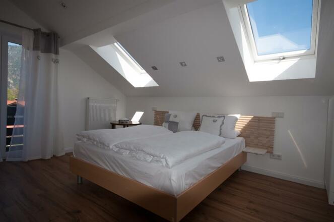 Ferienwohnungen Grainau "Der gekrönte Hirsch"