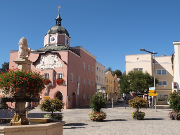 Altes Rathaus im Stadtzentrum in Pfarrkirchen