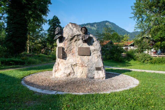 Künstler-Stoa Kurpark Kreuth