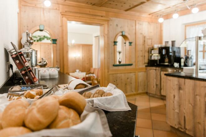 Frühstücksbuffet_low-3