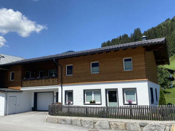 Ansicht Almwirt im Sommer