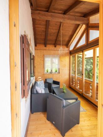 gro_er_balkon_mit_sitzlounge