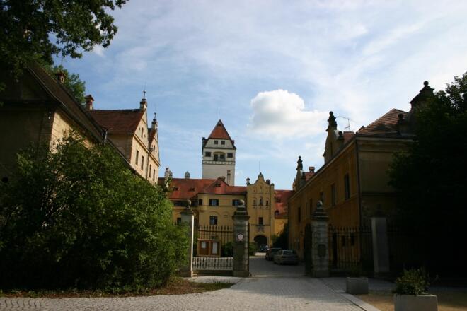 Schönau mit seinem Wasserschloss