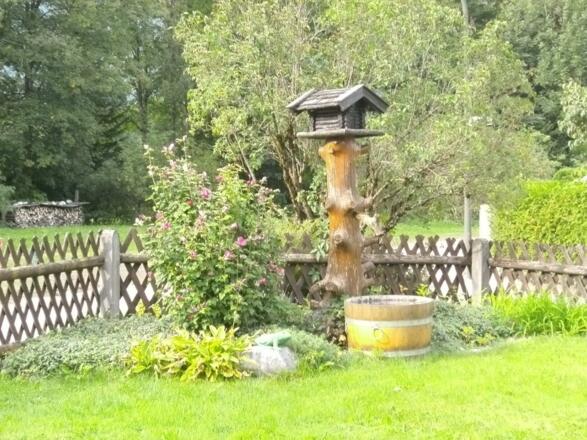 Der Garten lädt zum Verweilen ein