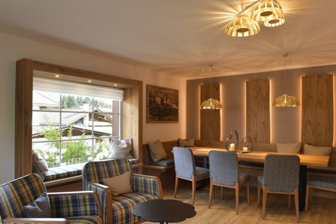 neu - unser Aufenthaltsraum für Sie!