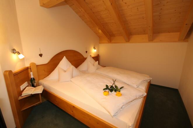 Fewo Enzian Schlafzimmer