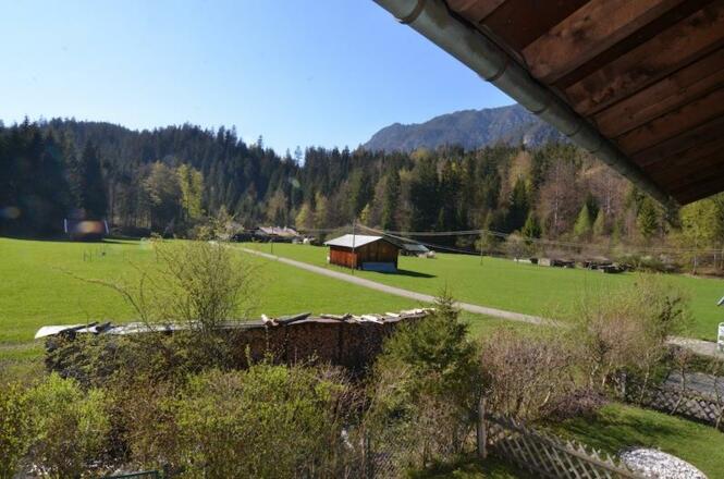 Ausblick Fussweg zu Eibsee &amp; Höhenweg