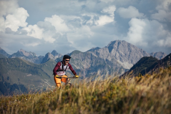 Mountainbiker in Damüls mit Zitterklapfen