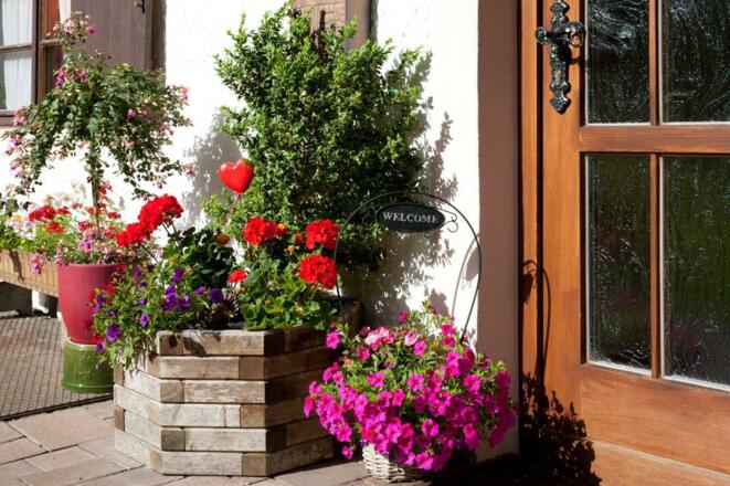 Herzlich Willkommen !