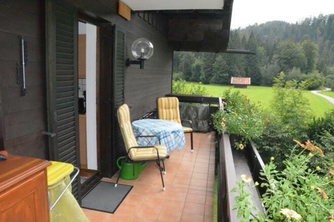 Westbalkon aus der Küche kommend