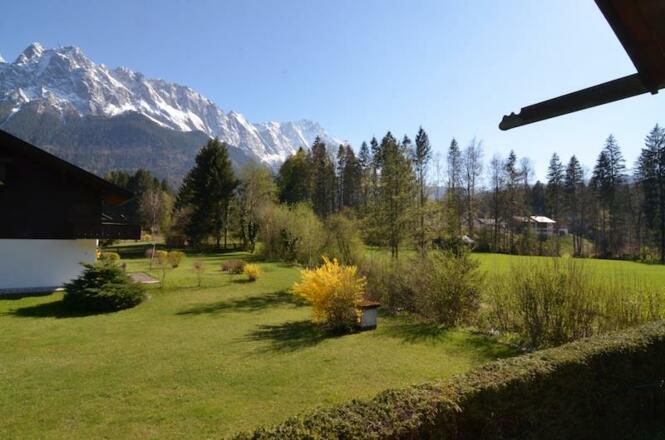 Ausblick zur Wettersteinmassiv