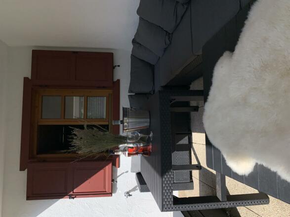 B3C4D5F4-BB2F-48C6-9A07-82DF43E48F75