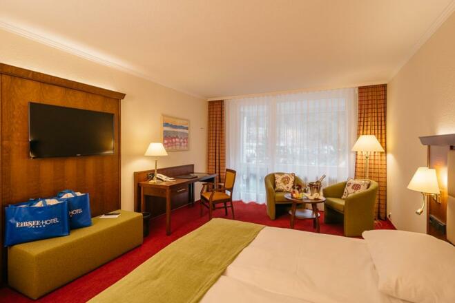 141215_Web_960px_72dpi_0016_2193