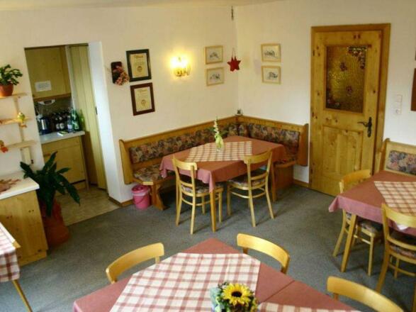 Gästehaus Rettenbacher Frühstücksraum Bild 2