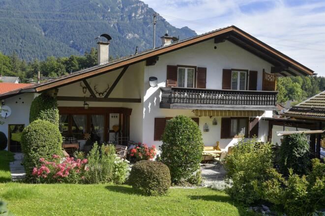 Terrasse mit Blick auf die Waxensteine