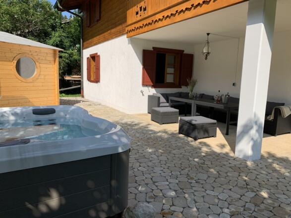 632D30F5-9BAC-4F1F-82B2-5B8185AE6350