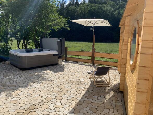 FF13689B-1CF2-4CE9-9F7B-D173F4DDAFD0