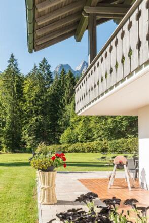 QmW6vRTrPjyZK_kx9CKsZgHrrNaGSc4Qbnx4hf-YBRJ71LbBLL