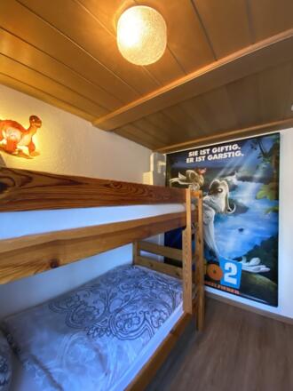 Schlafzimmer mit Etagenbett
