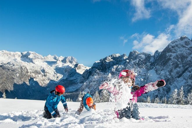 Spaß für die Kinder im Schnee