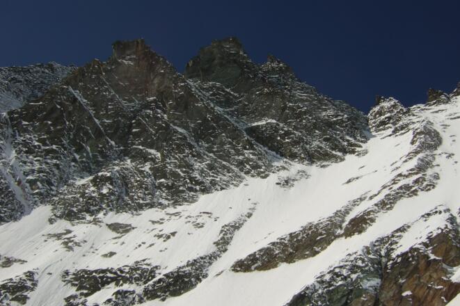 Blick in die Berglerrinne und zur Mayerlrampe, es herrschen gute Bedingungen...n