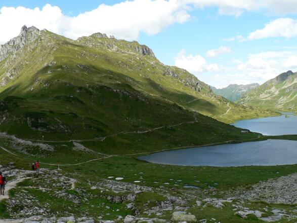 Der Weg oberhalb der Giglachseen führt direkt zur Mattishütte
