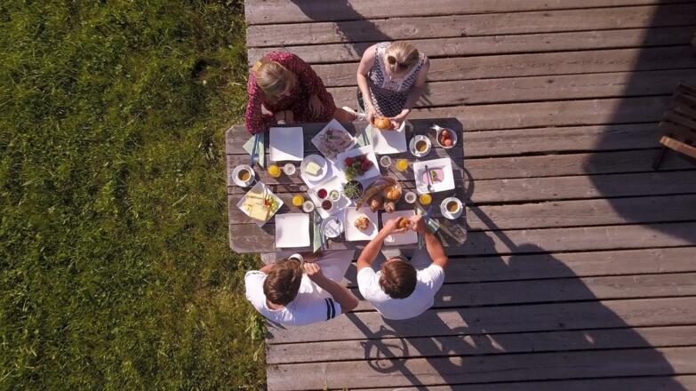 Frühstück auf der Terrasse