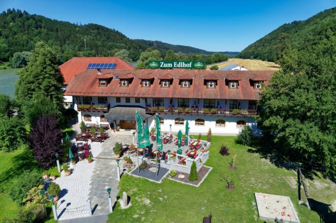 Landgasthof `Zum Edlhof` Hausansicht