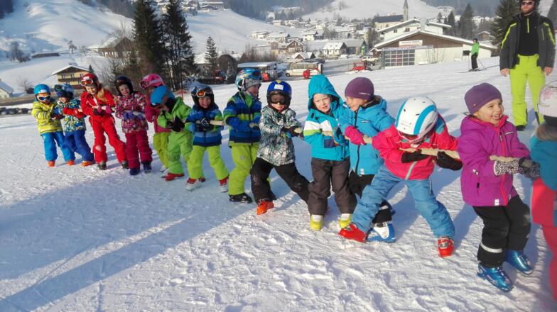 Spaß in der Skischule