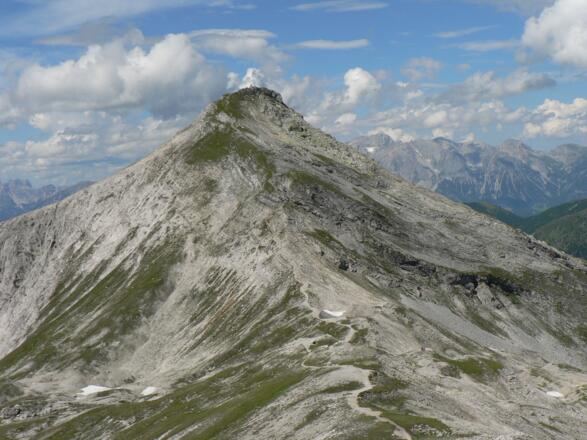 Steiler und teilweise ausgesetzt geht es auf die Steirische Kalkspitze