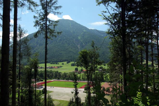 Ausblicke vom Tegernseer Höhenweg zum Wallberg