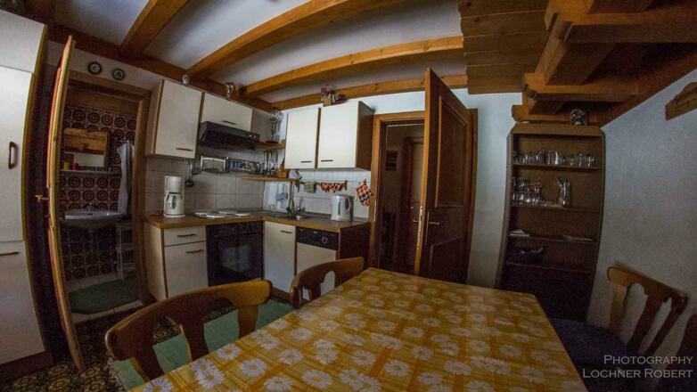 Zimmer 2, Küche, Ferienwohnung