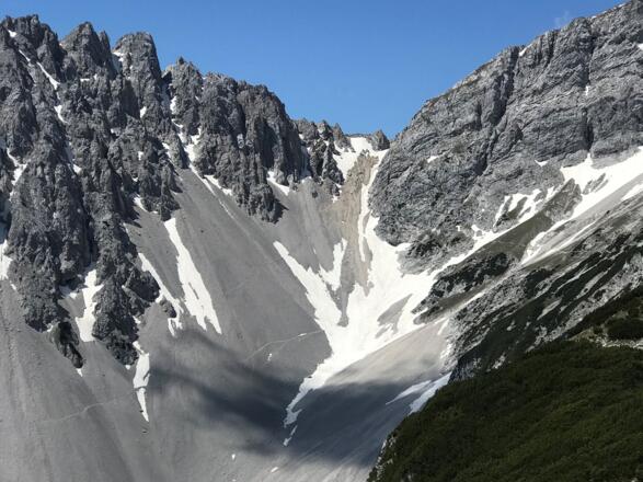 das Stempeljoch vom Wilde Bande Steig aus fotografiert