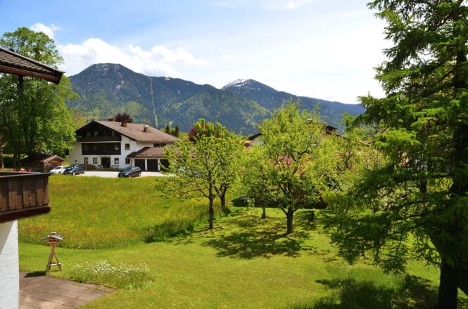 Blick vom Balkon zum Wallberg