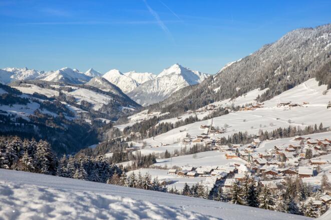 Winterwandern am Oberen Höhenweg in Alpbach