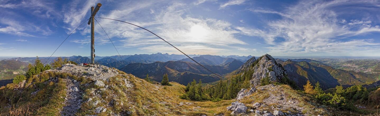 360° Panorma vom Ostgipfel der Kremsmauer (Pyramide).