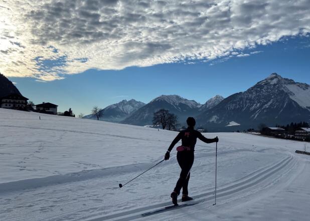 Langläuferin Loipe Reith im Alpbachtal Langlaufen