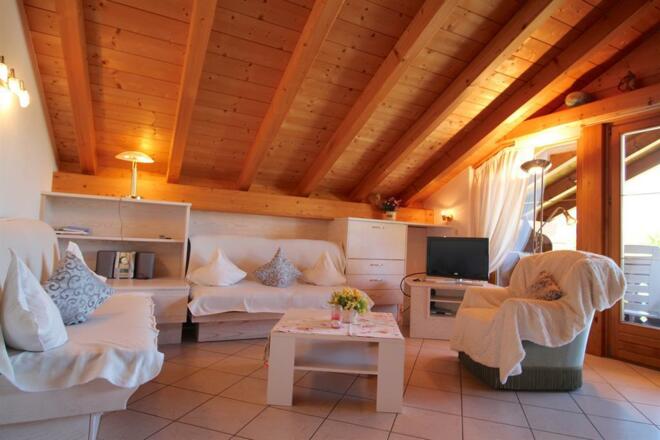 ALPENJUWEL Wohnzimmer