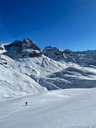 Oberhalb des Stierlochjochs
