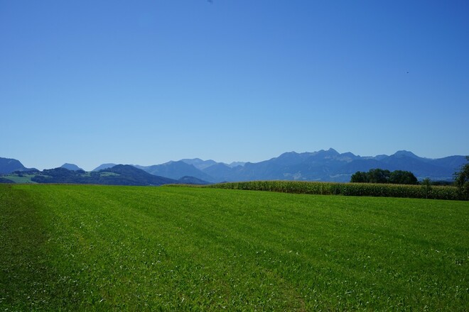 Ausblick von Petzgersdorf in Richtung Inntal und Mangfalltal