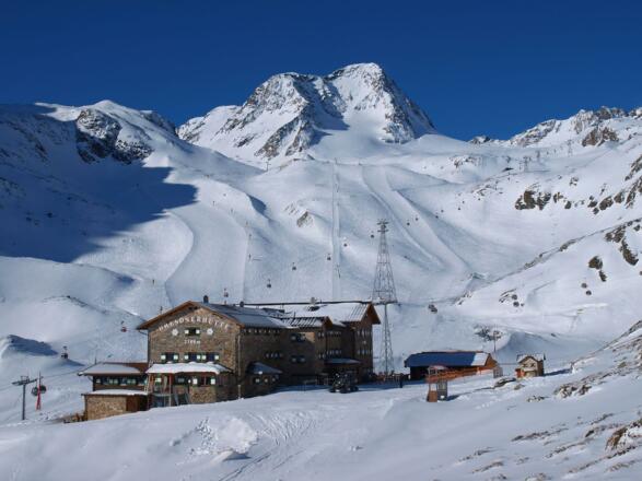 Skifahren am Stubaier Gletscher