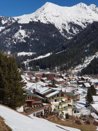 Bovenaanzicht Aparthotel